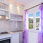 Bodlovic - Zf Hvar Apartman *