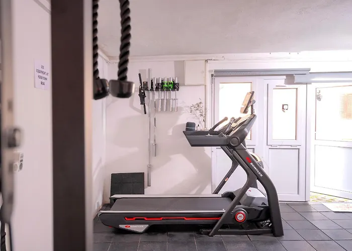 Bodlovic - Zf Hvar * Хвар