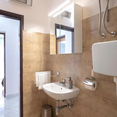 Bodlovic - Zf Hvar *